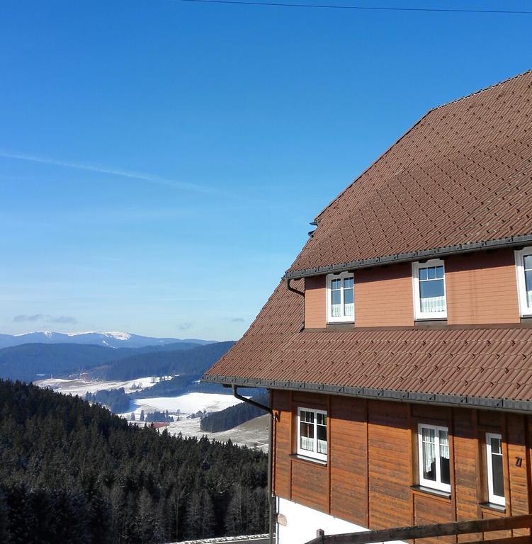 Pension Forsthaus Taele - Das Gaestehaus Vom Schwarzwaldgasthaus Salenhof Titisee-Neustadt Dış mekan fotoğraf